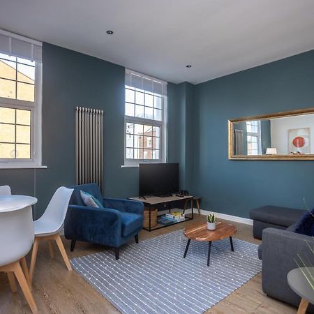 Modern Apartment Within City Walls, Parking Chester Exteriér fotografie