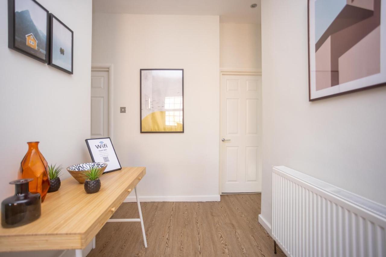 Modern Apartment Within City Walls, Parking Chester Exteriér fotografie